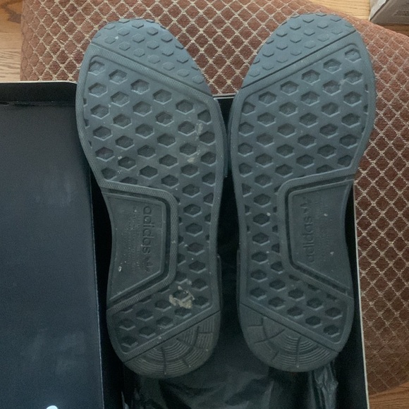 Adidas x Human Race NMD R1 by Pharrell Williams - Picture 7 of 8